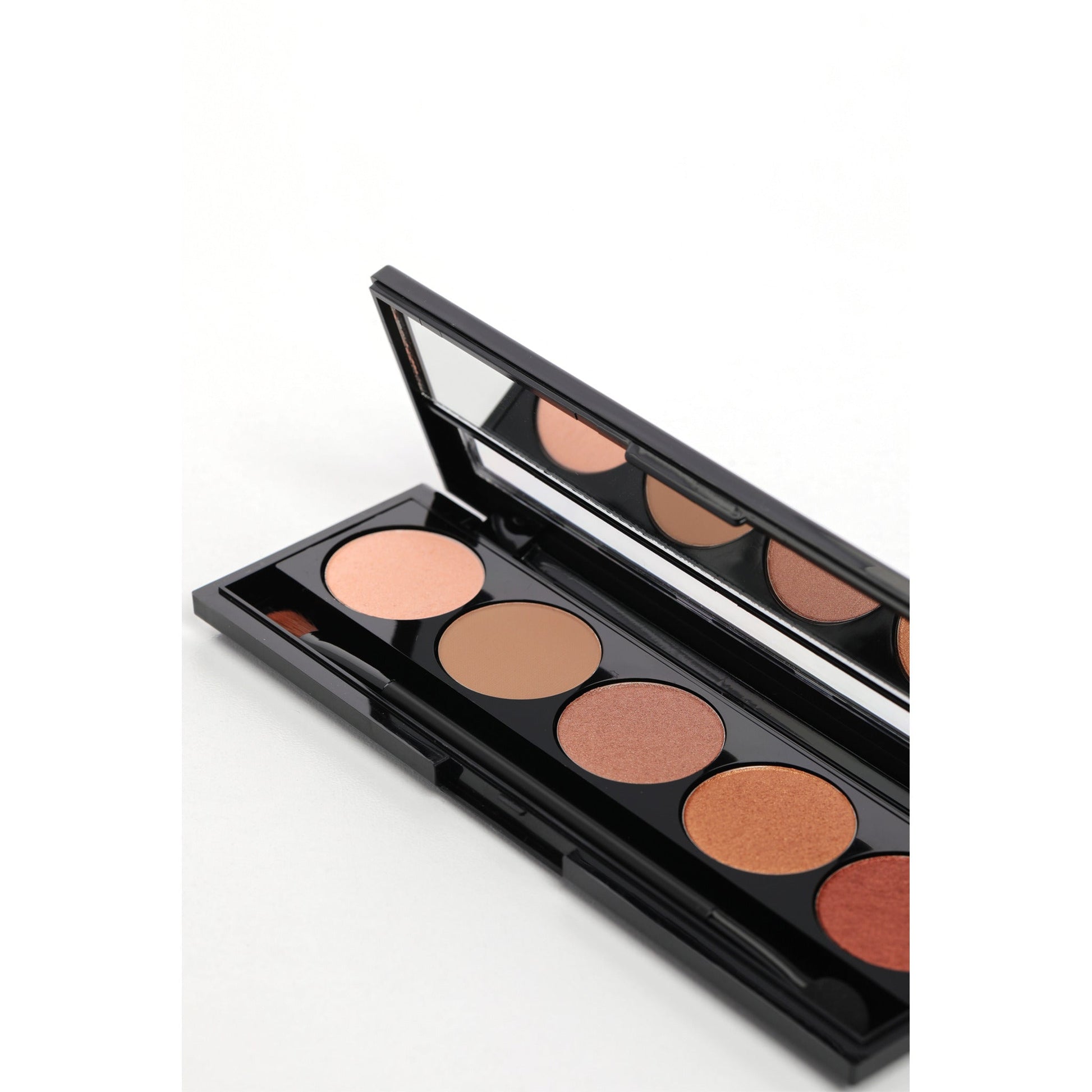 Iconic Palette Eyeshadow - Nude Me