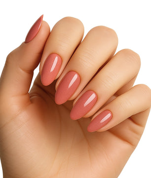 Studio Nails