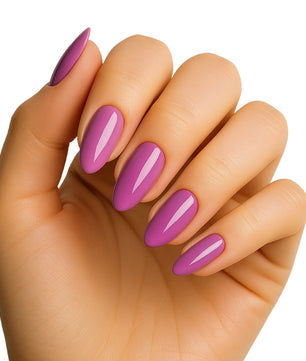 Studio Nails