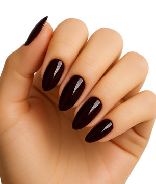 Studio Nails