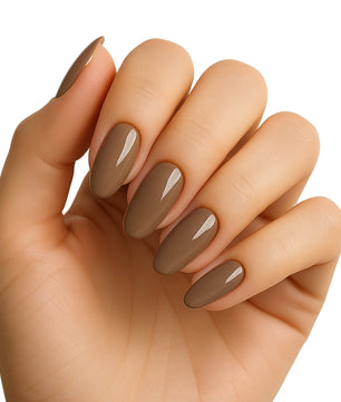Studio Nails