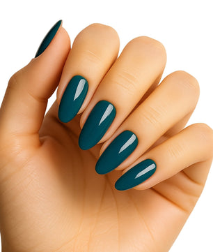 Studio Nails