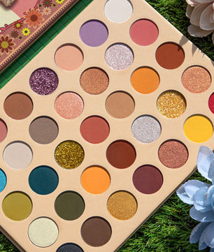 Flower Love 35 Pressed Pigment & Shadows - Gardener