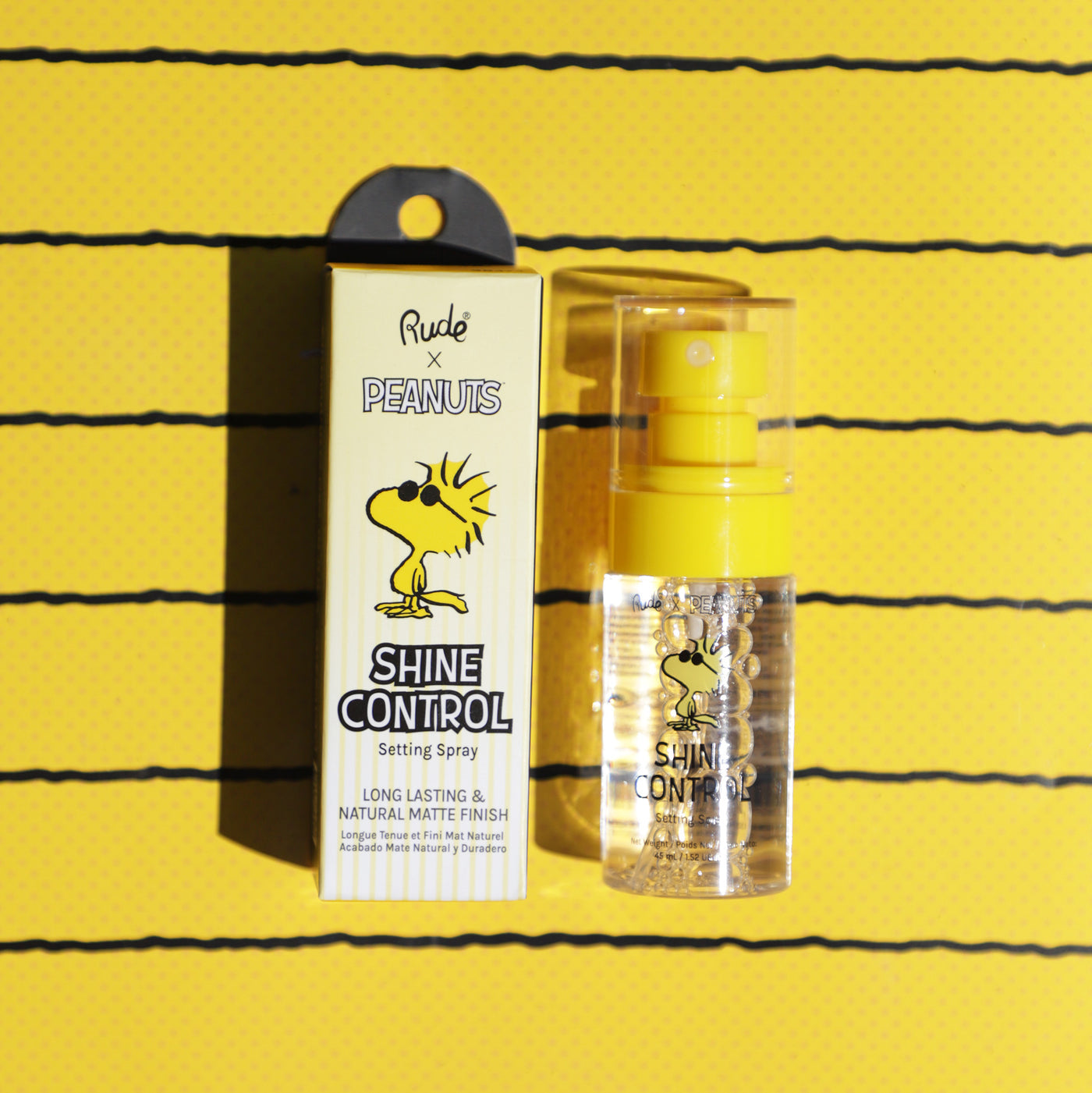 Peanuts Shine Control Setting Spray