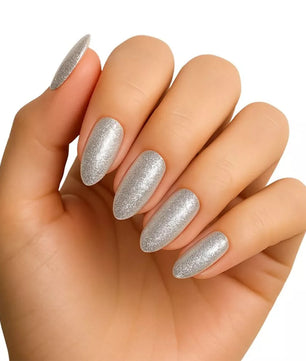 Pierre Cardin Paris Studio Nails
